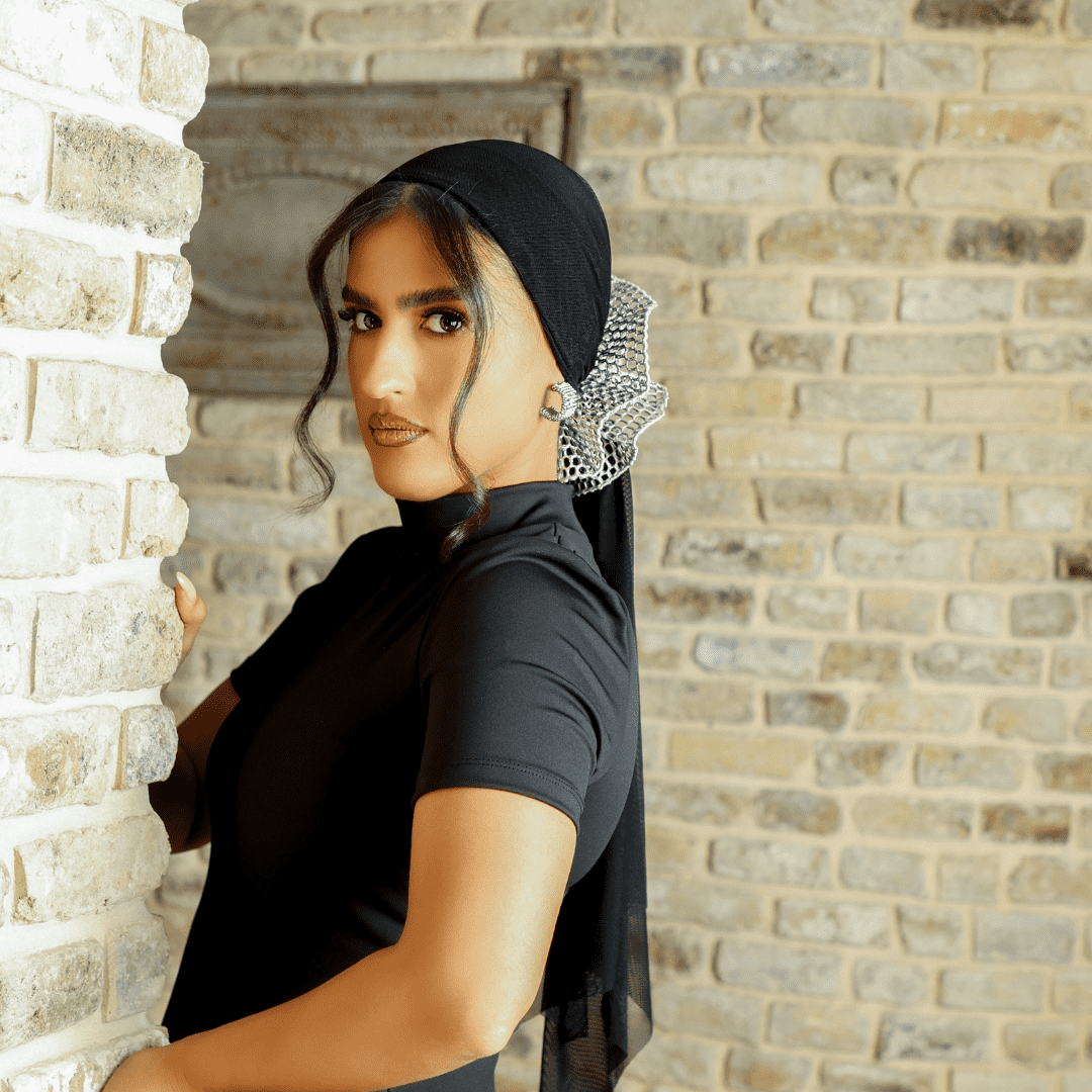 מטפחת טול רשת לייקרה שחורה 2