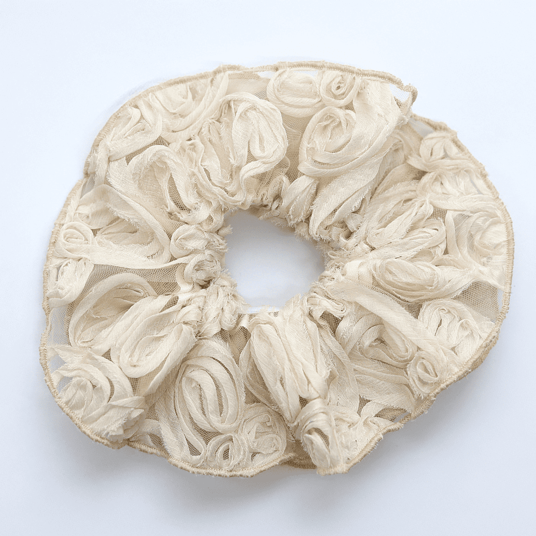 גומייה תחרה – שמנת רומנטית 1